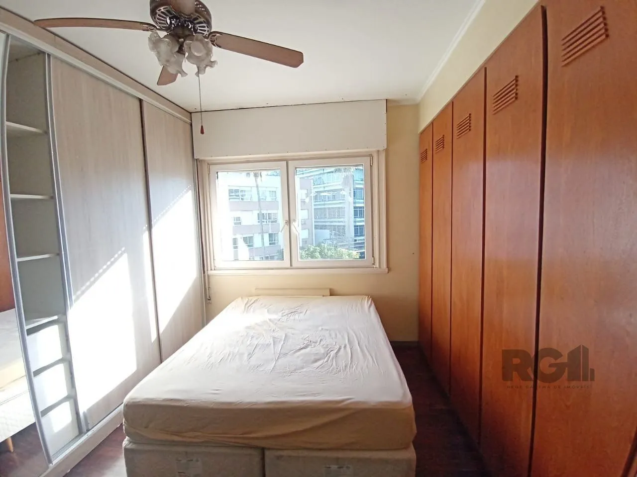 Imagem Apartamento para Venda - 129.16m², 5 dormitórios, 1 vaga - Petrópolis
