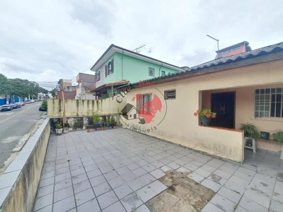 Casa para reforma à Venda no bairro Independência, 2 dormitórios, 3 vagas