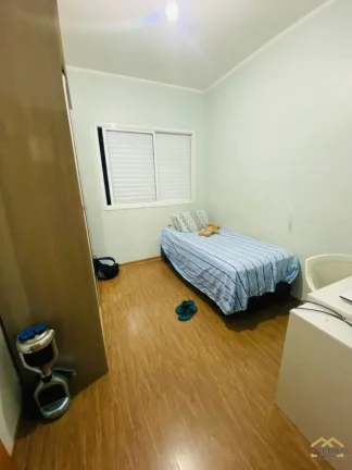 Imagem Sobrado à venda na Colônia com 3 quartos, sendo uma suíte e 2 vagas de garagem