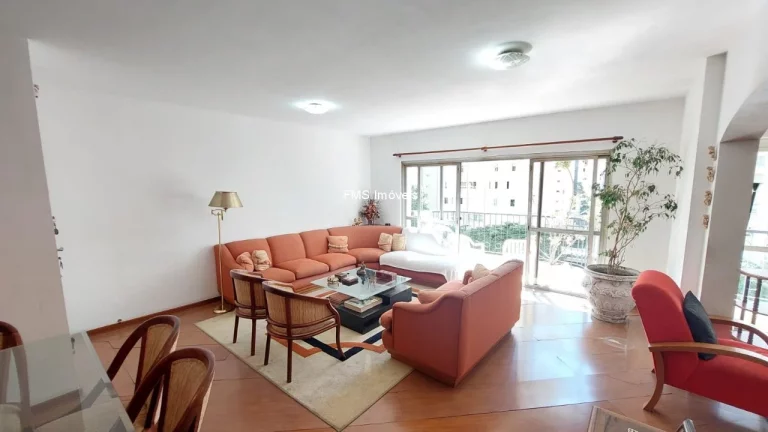 Foto do imóvel 4 Dormitórios para venda de 158m²