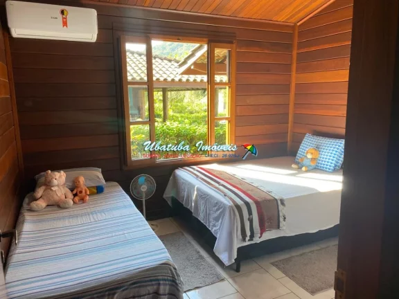 Imagem Casa em condomínio fechado com 03 dormitórios