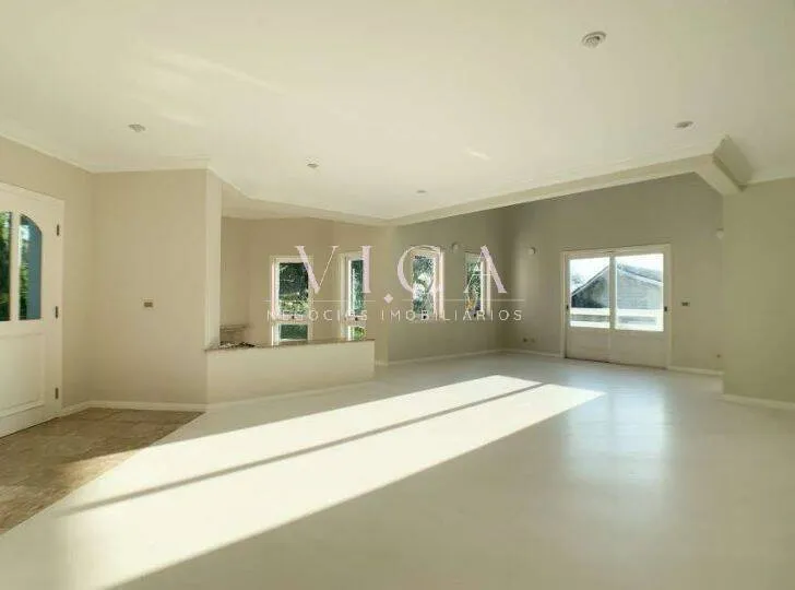 Imagem Alphaville 10 | Casa 600m² 4 suítes, lareira e 6 vagas | R$ 4,2 mi