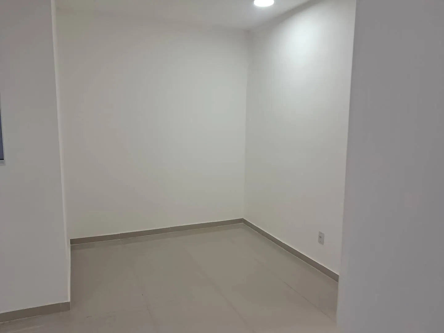 Imagem Apartamento com 2 quartos ao lado da Estação Tolstói.