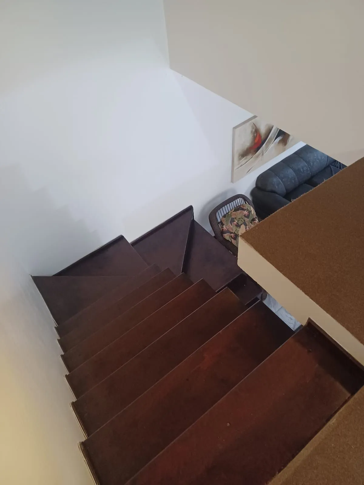 Imagem Casa com 04 quartos (01 suíte) 02 vagas no Bairro Jardim Sabará em Porto Alegre