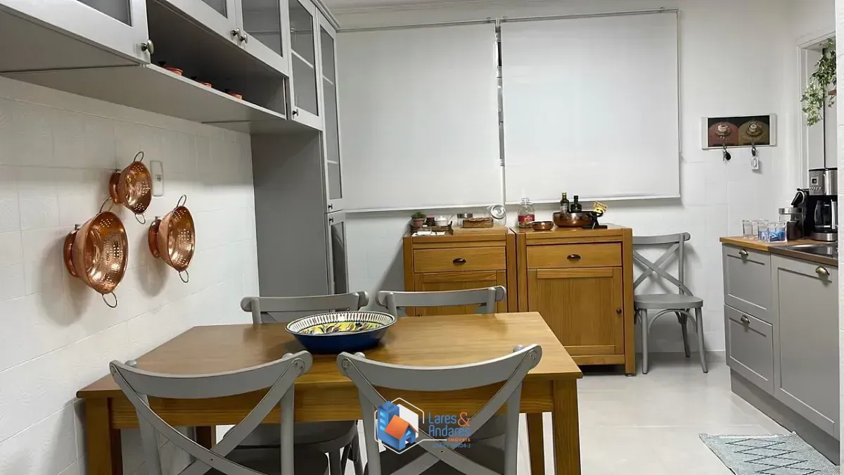 Imagem Apartamento para venda em Santana com 3 quartos, sendo 1 suíte, 159m²