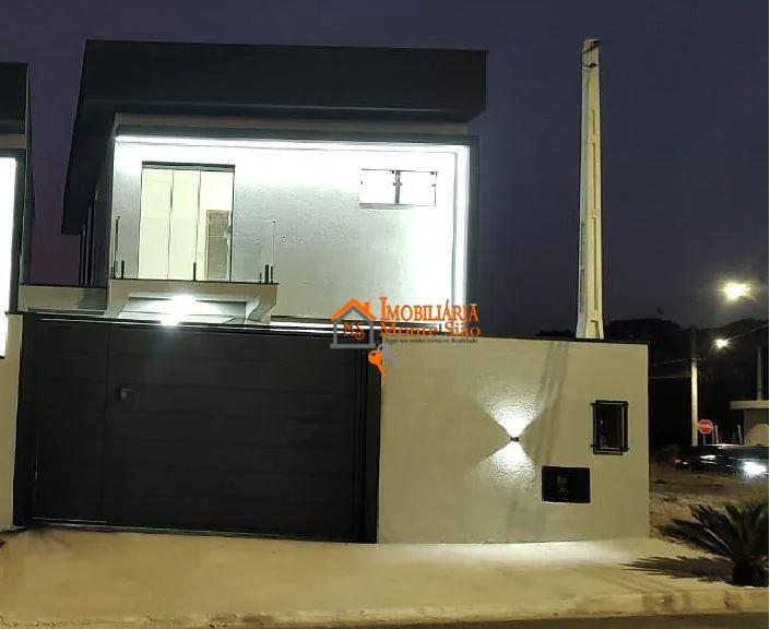 Sobrado com 3 dormitórios à venda, 112 m² por R$ 845.000,00 - Terra Preta - Mairiporã/SP