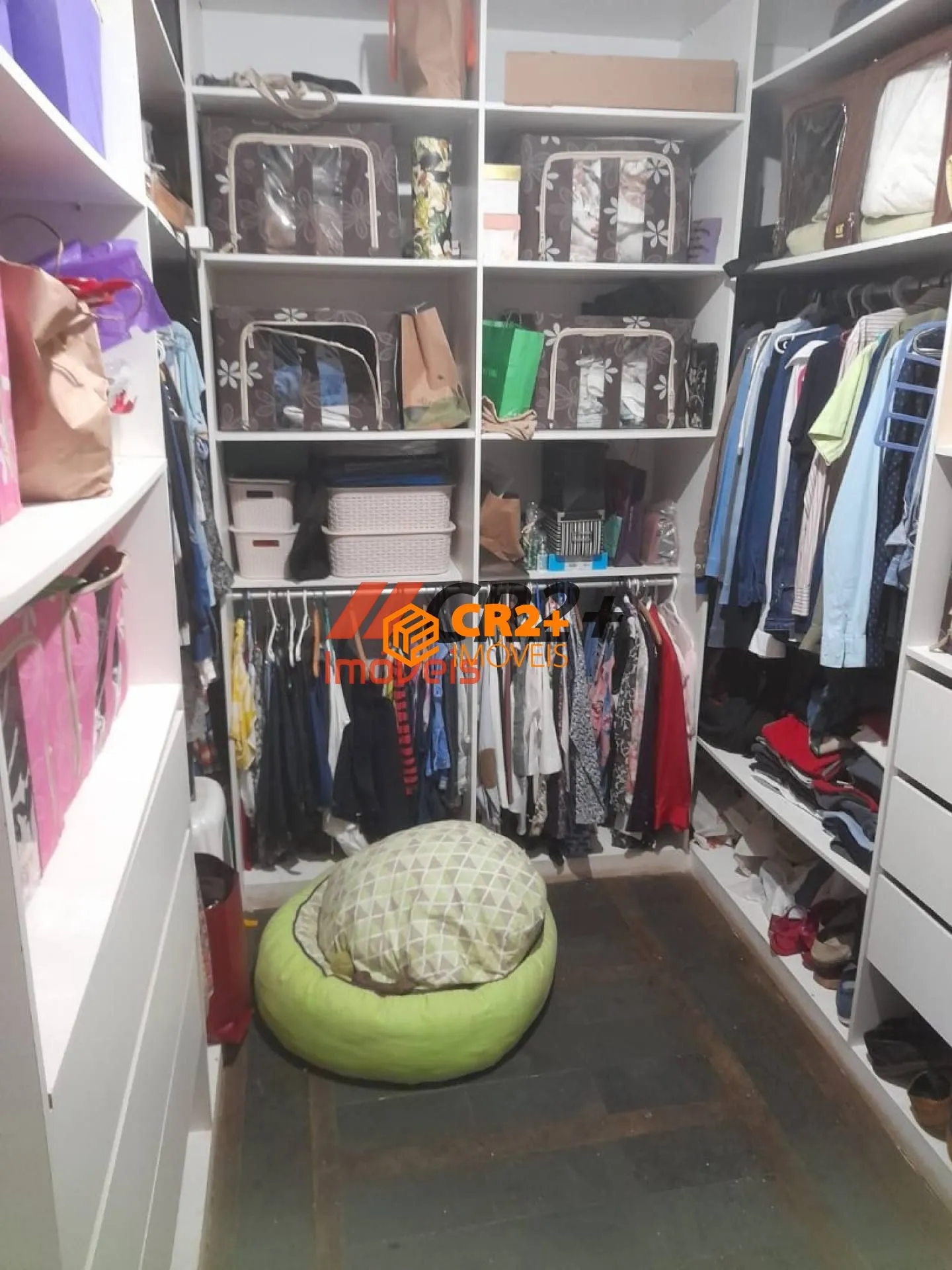 Imagem Casa a Venda com 450m² e 4 Quartos, 3 suítes + Dce e piscina em Candeias - Jaboa