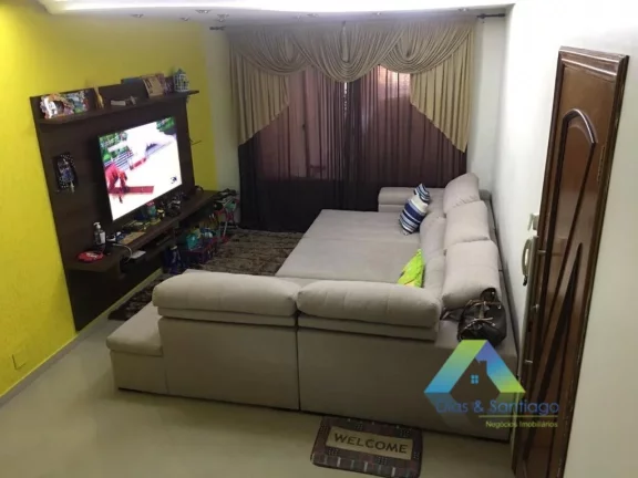 Foto do imóvel Lindo sobrado com acabamento moderno, 3 dormitórios, 2 vagas, edicula com localização privilegiada fácil acesso a comércios e principais avenidas.