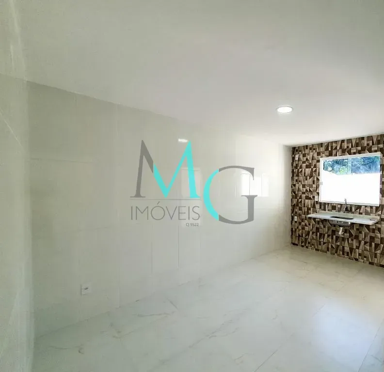 Imagem Casa com 2 dormitórios à venda, 120 m² por R$ 320.000,00 - Guaratiba - Rio de Janeiro/RJ