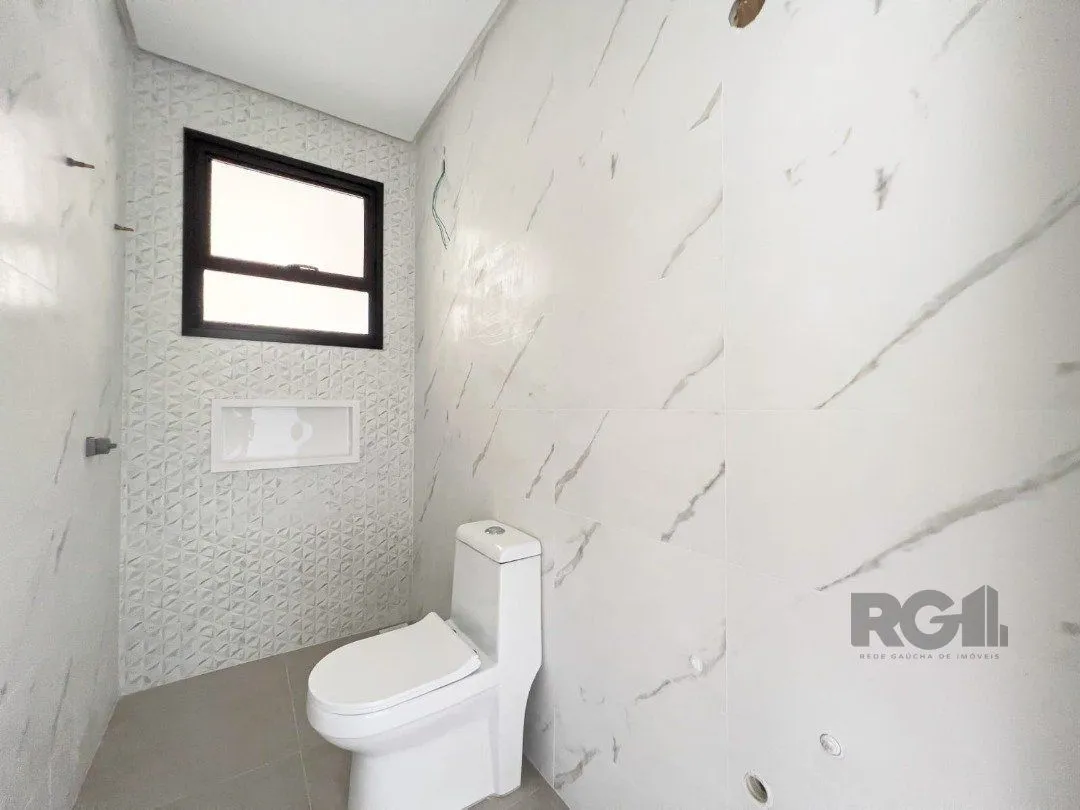 Imagem Casa para venda com 3 dormitórios, sendo 1 suíte no bairro Guarani