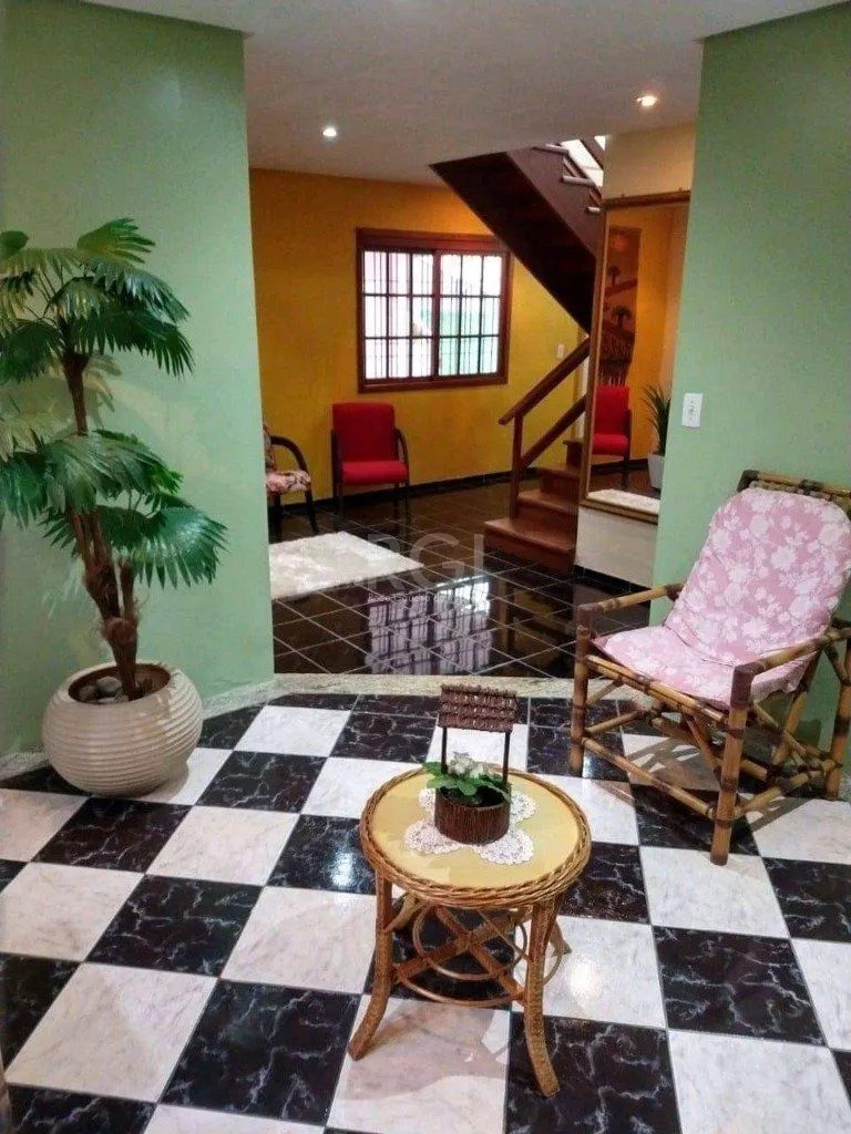 Imagem Casa para Venda - 320m², 4 dormitórios, 2 vagas - Vila Nova