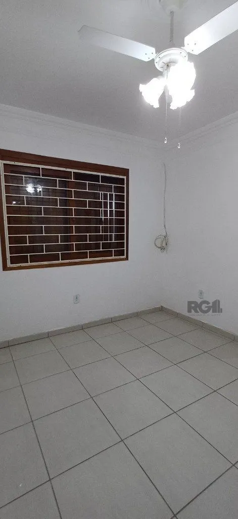 Imagem Ótima casa com 4 dormitórios na Praia de Atlântida Sul (Osório-RS)