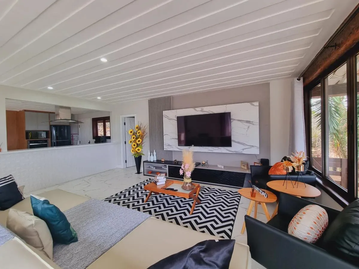 Imagem Casa para Venda em Armação dos Búzios / RJ no bairro Ferradura