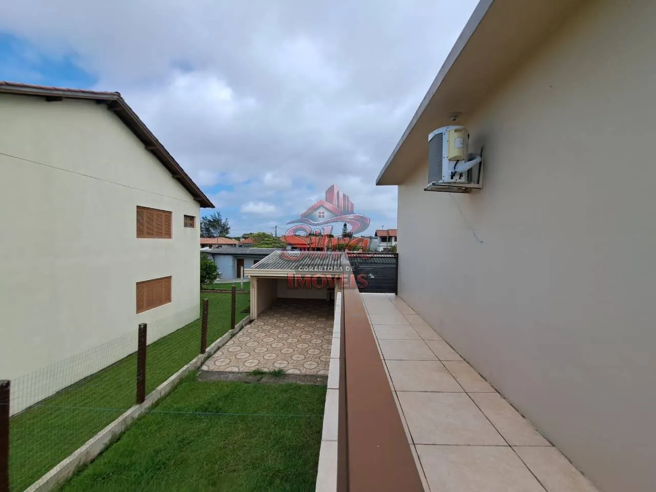Imagem 1158 |Casa 4 dormitórios com suíte a 260m do mar