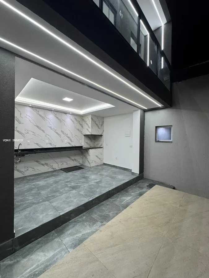 Imagem Casa em Condomínio para Venda em Rio de Janeiro, Recreio dos Bandeirantes, 6 dormitórios, 5 suítes, 4 banheiros, 3 vagas