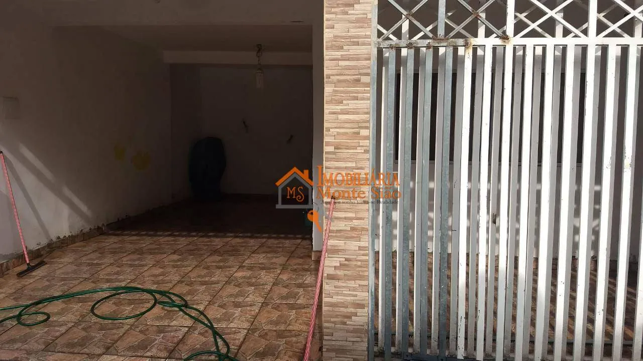 Imagem Casa com 2 dormitórios à venda por R$ 260.000,00 - Conjunto Residencial Haroldo Veloso - Guarulhos/SP
