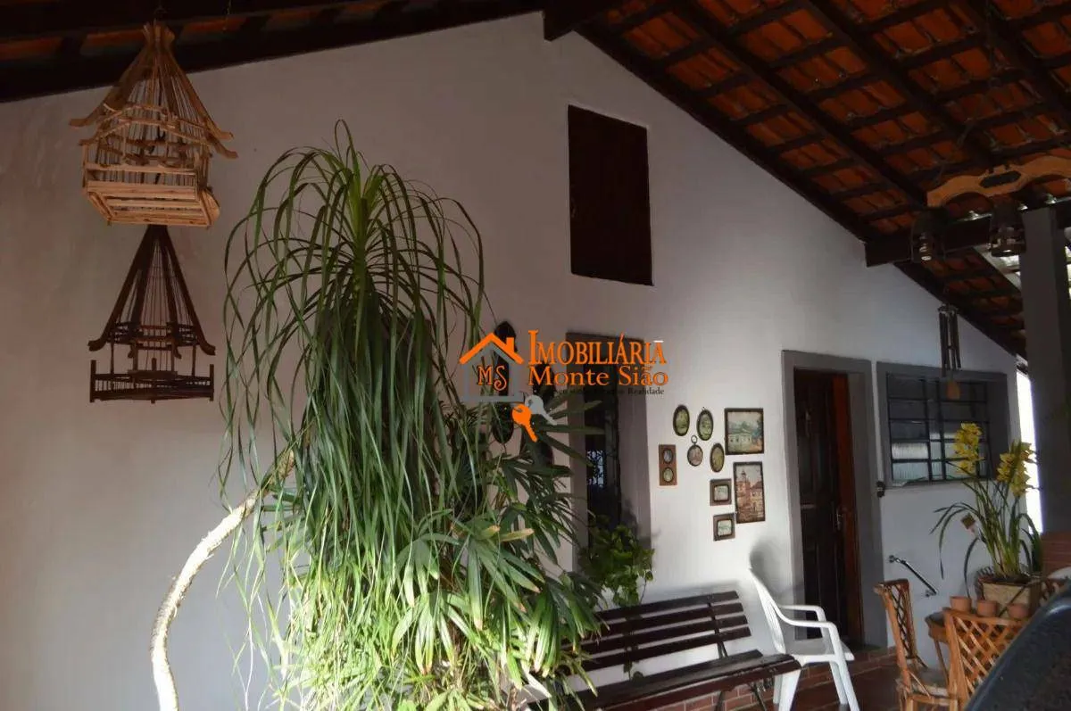 Imagem Casa com 3 dormitórios à venda, 400 m² por R$ 2.769.000,00 - Vila Galvão - Guarulhos/SP