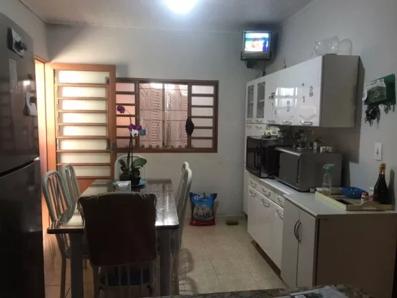 Imagem Bauru/SP, Bairro Gasparini, Casa 03 quartos, 01 banheiro, sala, copa, cozinha