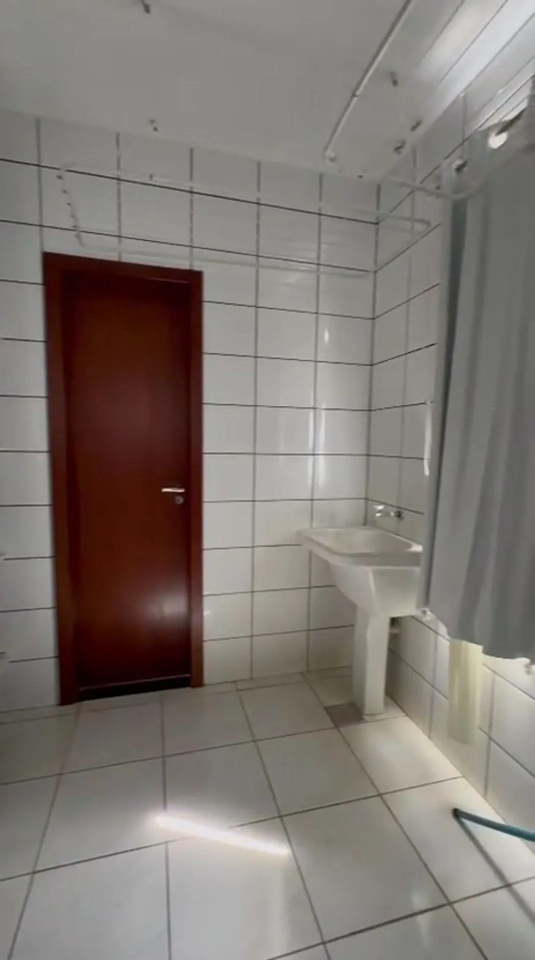 Imagem APARTAMENTO PARA LOCAÇÃO - EDIFÍCIO LÊ CORBUSIER 3 Suites