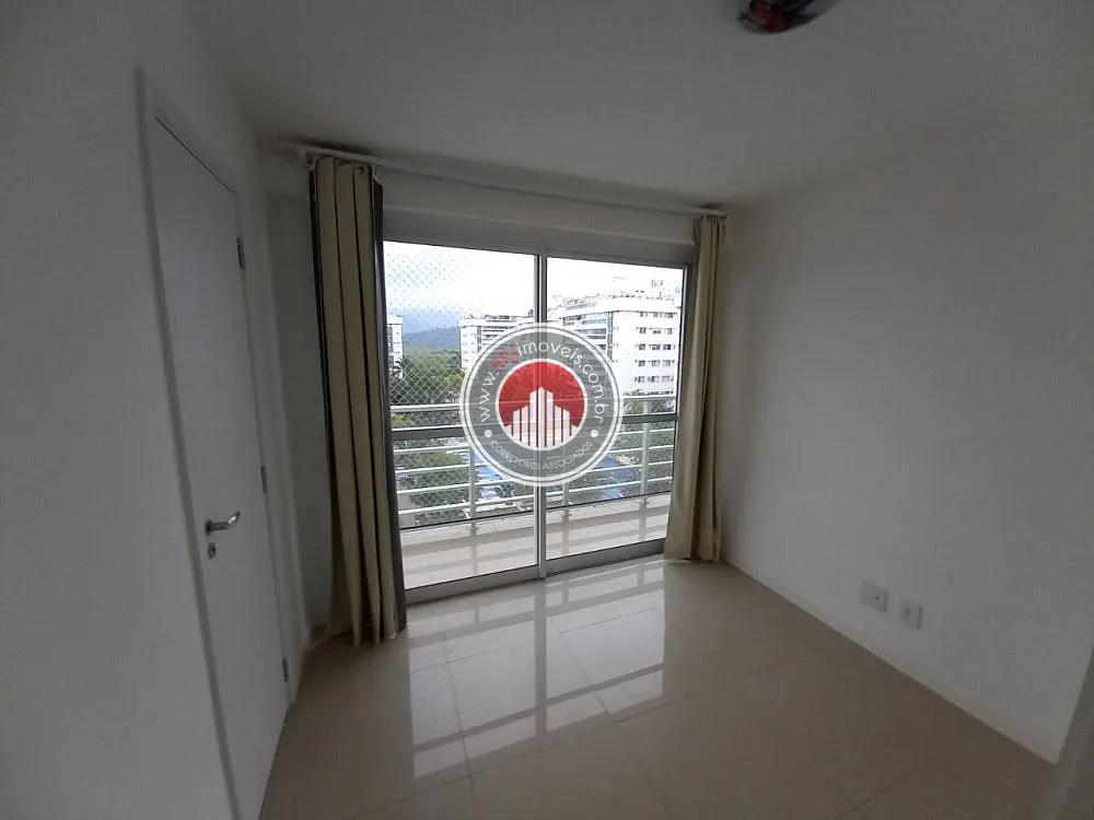 Imagem Apartamento a Venda no bairro Recreio dos Bandeirantes - Rio de Janeiro, RJ