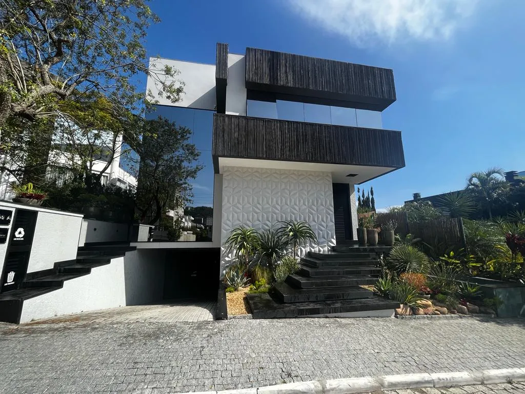 Imagem Casa com vista para o mar à venda com 650m2 por R$ 16.500.000,00