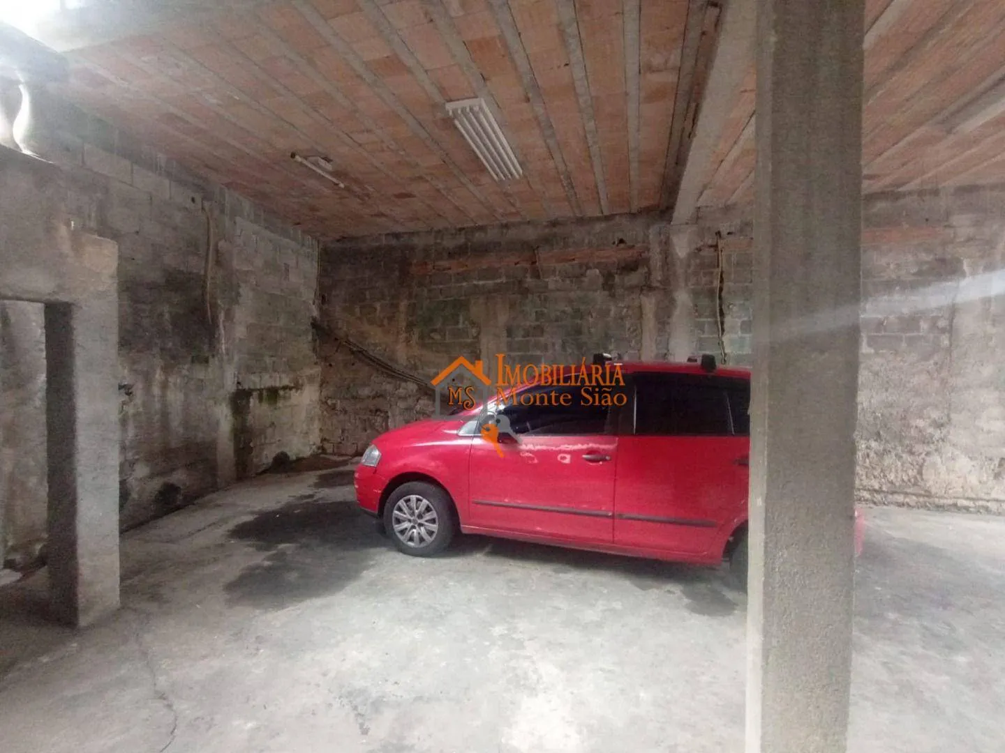 Imagem Casa com 2 dormitórios à venda, 250 m² por R$ 450.000,00 - Jardim Beirute - Guarulhos/SP