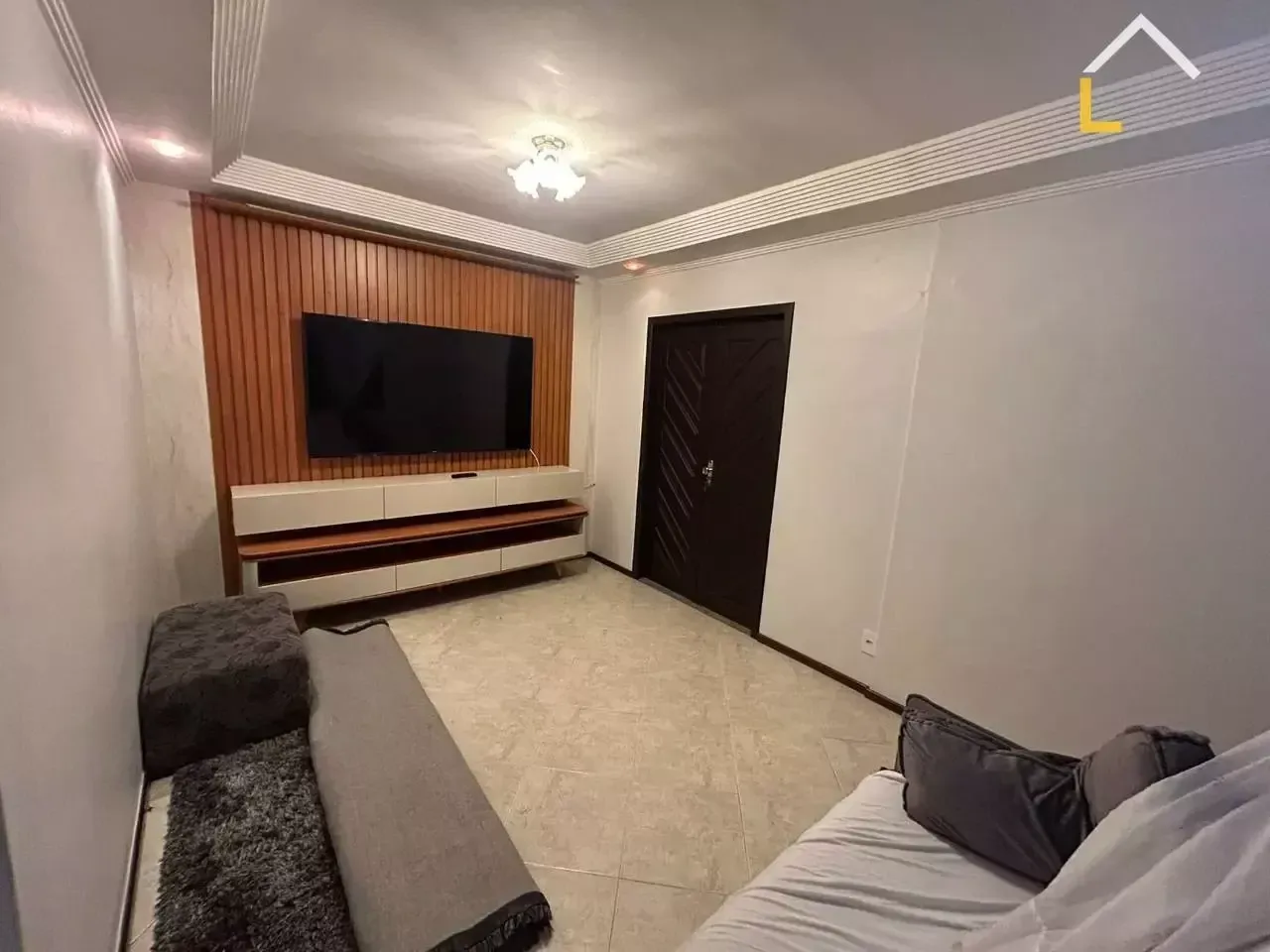 Imagem Casa com 2 Quartos à Venda, 195 m² em Floresta - Joinville