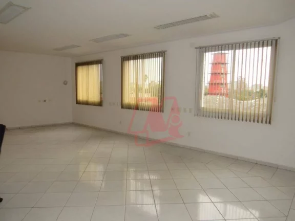 Imagem Aluga-se Sala comercial com 88 m² no bairro Santa Cecília - Porto Alegre/RS