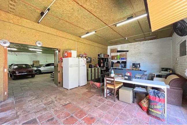 Imagem Casa para venda no bairro Vila Nova em Porto Alegre