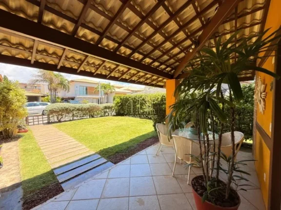 Imagem Casa de Alto Padrão à Venda em Stella Maris | 4 Suítes | 296m² | Condomínio com Acesso Privativo à Praia