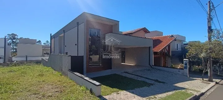 Foto do imóvel Casa com 3 suítes à venda no Condomínio Vita Verdi em Valinhos em Pinheiro, Valinhos - SP