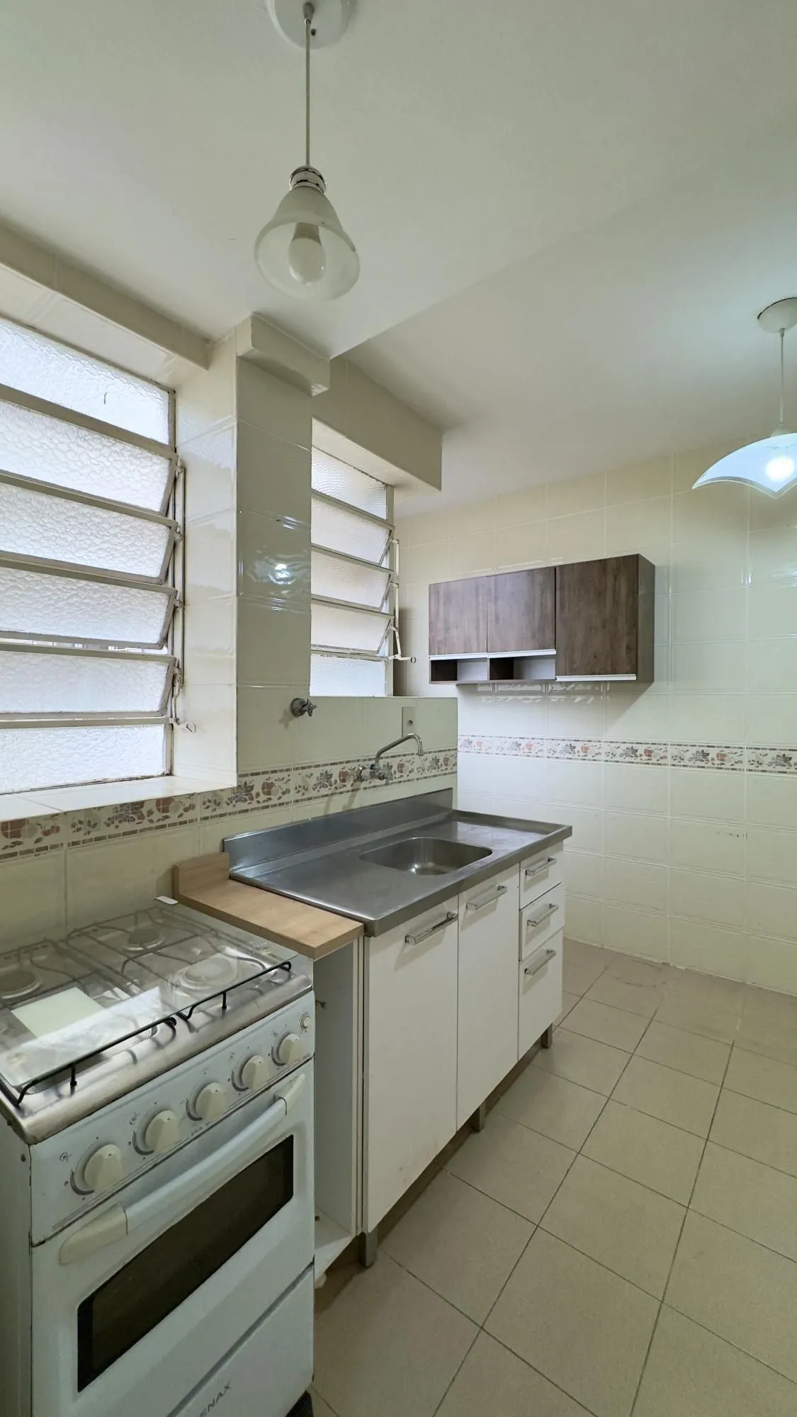 Imagem Apartamento de 2 dormitórios, super amplo e bem iluminado no Centro Histórico