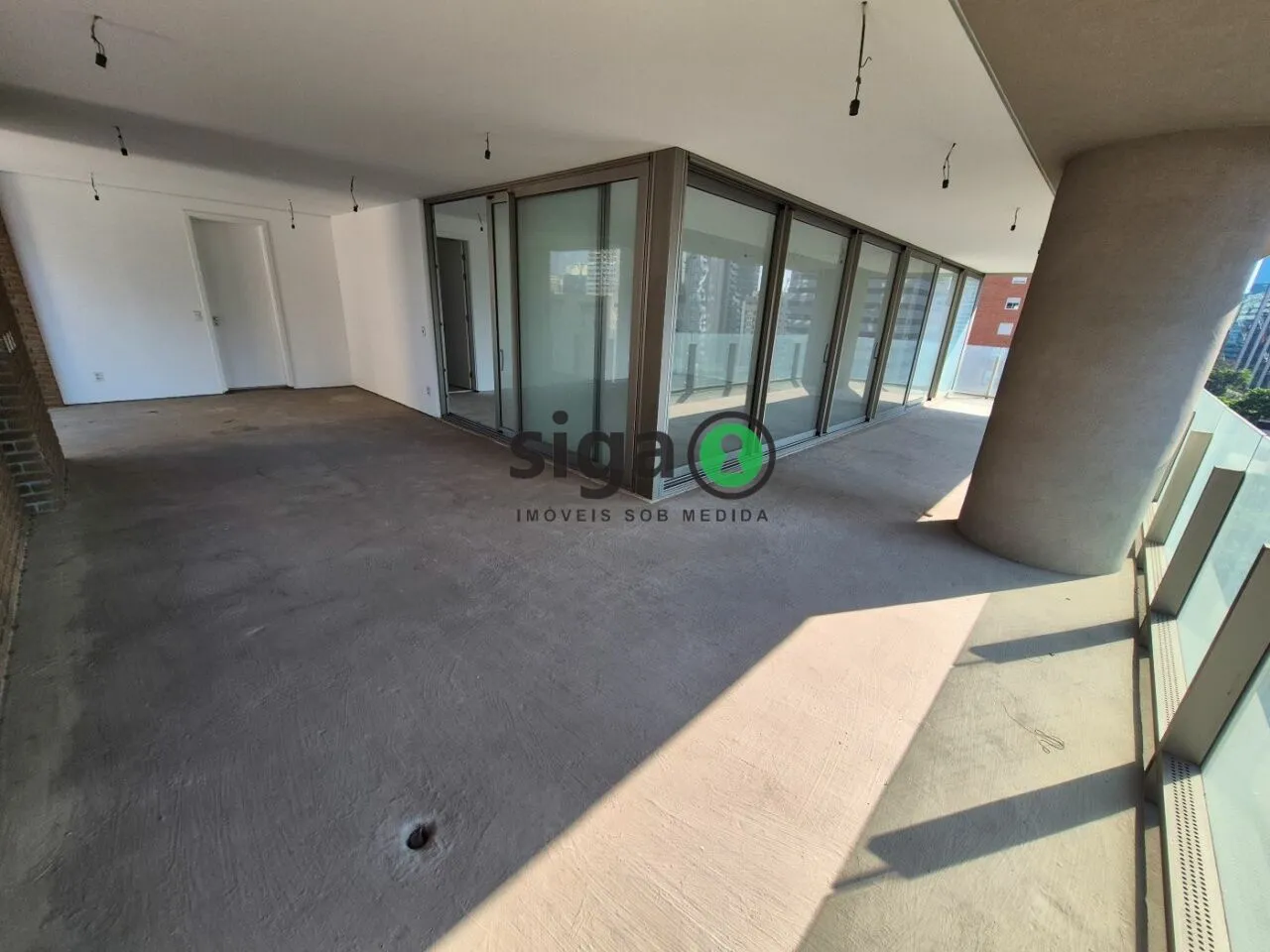 Imagem Apartamento a venda no Itaim Bibi com 3 quartos
