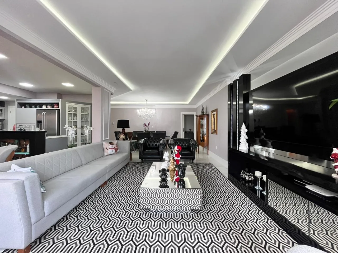 Imagem Apartamento com vista para o mar à venda com 197.9m2 por R$ 5.200.000,00