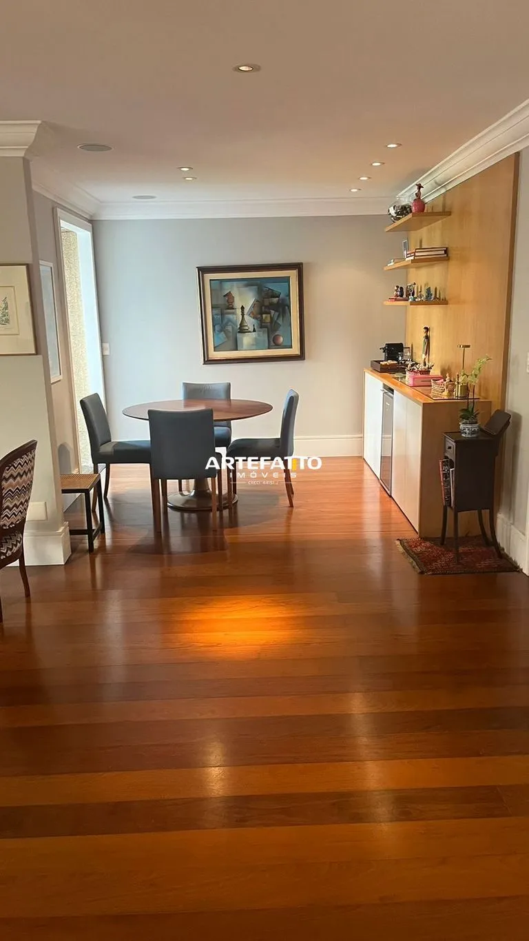 Imagem Apto 4 suítes , 4 vagas determinadas - 275m2