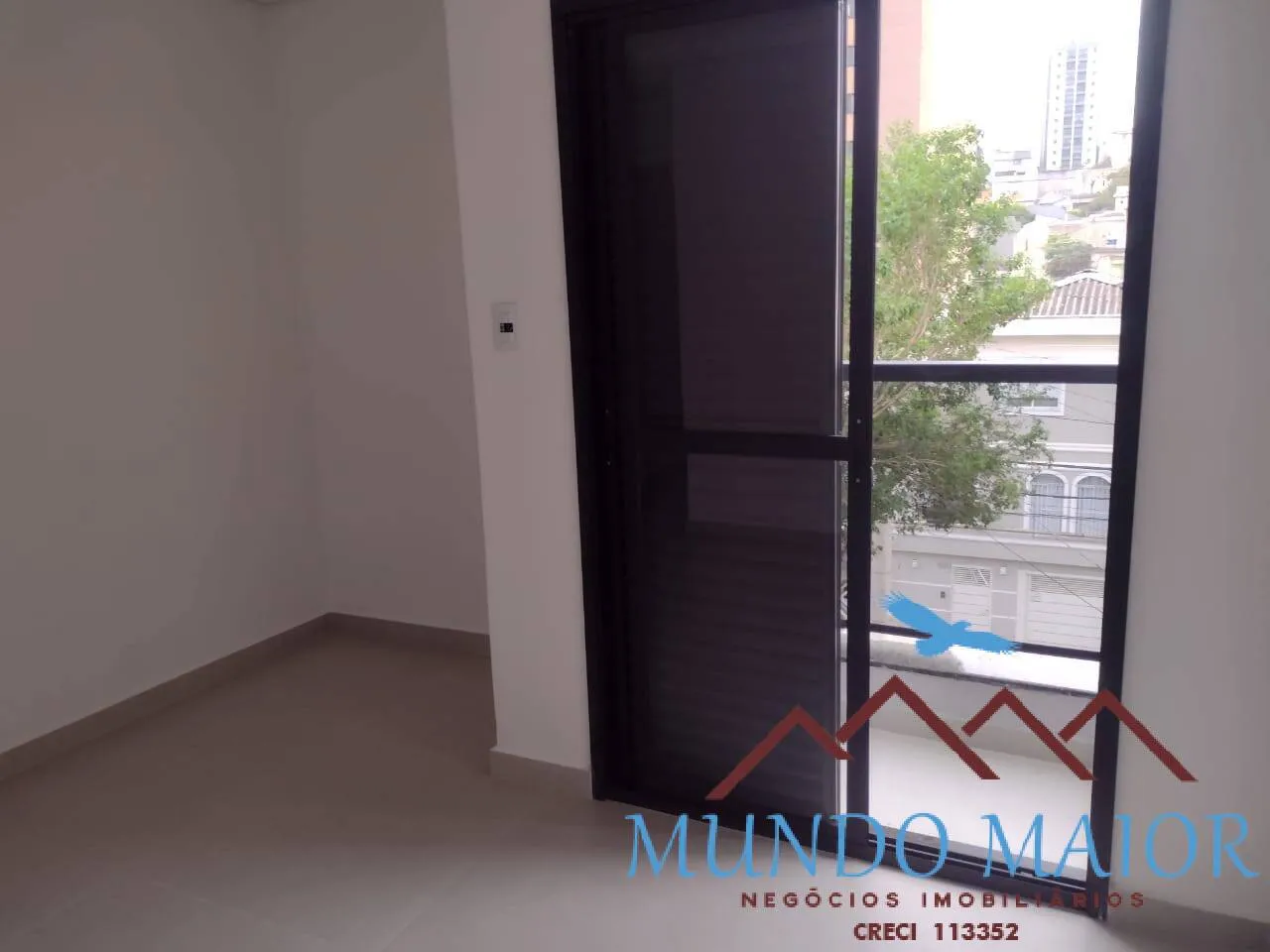 Imagem Vila Floresta: Seu Novo Lar com Elevador, Quintal e Acabamento Premium!