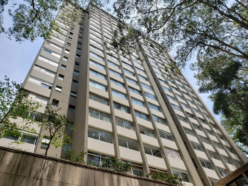 Imagem Luxuoso apartamento de 4 quartos e 2 suítes em Santo Amaro, São Paulo-SP