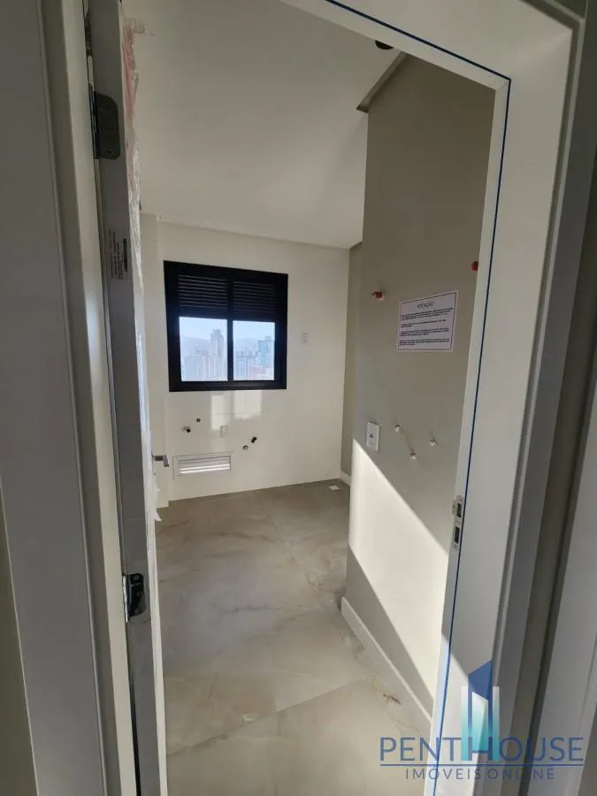 Imagem Cobertura Duplex para Venda em Balneário Camboriú, CENTRO, 3 dormitórios, 3 suítes, 4 banheiros, 3 vagas