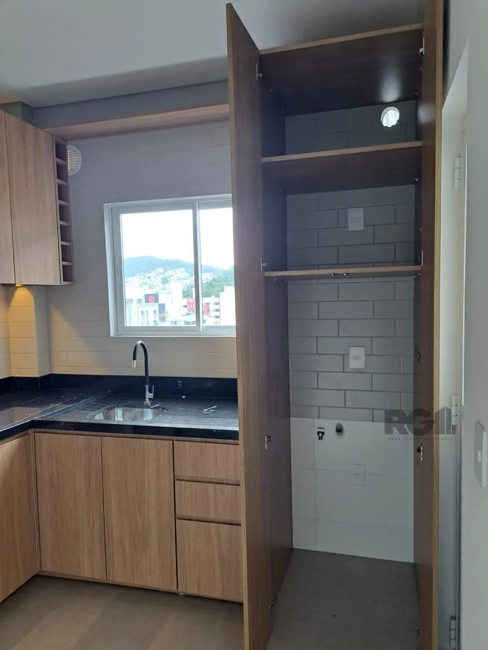 Imagem APARTAMENTO 2 QUARTOS - SUITE - BALNEÁRIO CAMBORIU - SC