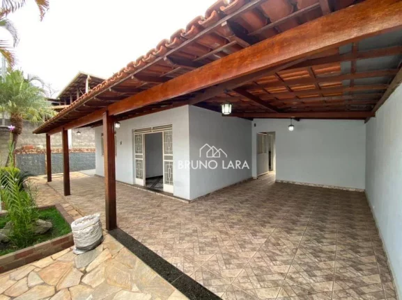 Imagem Casa à venda em Sarzedo, Bairro Cachoeira