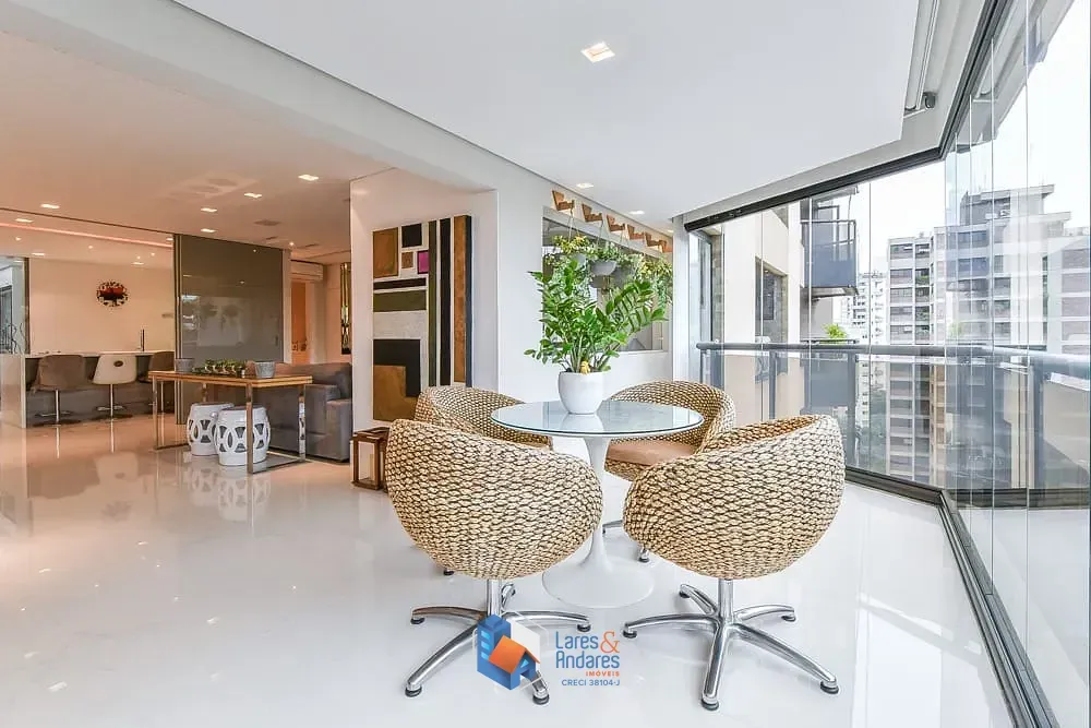 Imagem Apartamento para venda em Vila Nova Conceição com 3 quartos, sendo 2 suítes, 244m²