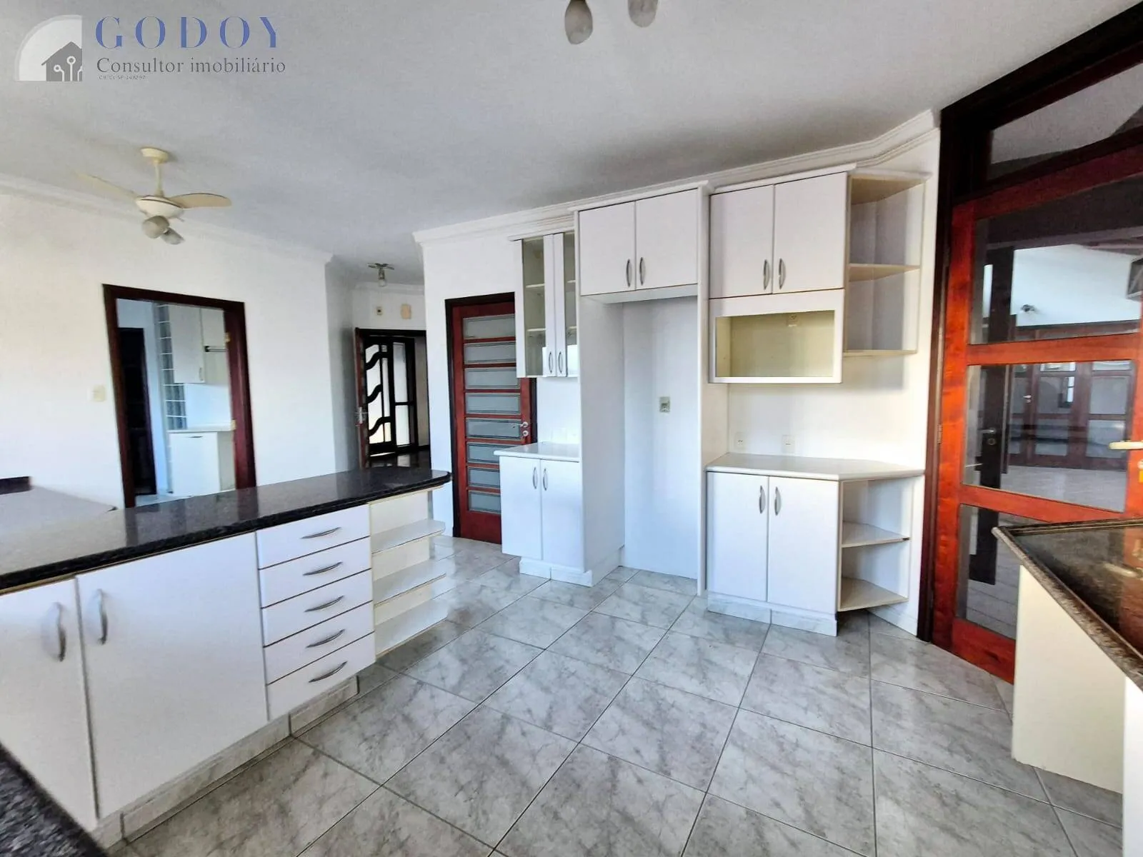 Imagem Casa Térrea de Alto Padrão no Condomínio Village Paineira