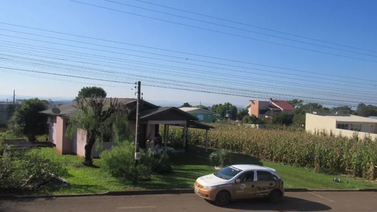 Imagem Casa para Venda em Concórdia, Santo Antônio, 5 dormitórios, 3 banheiros