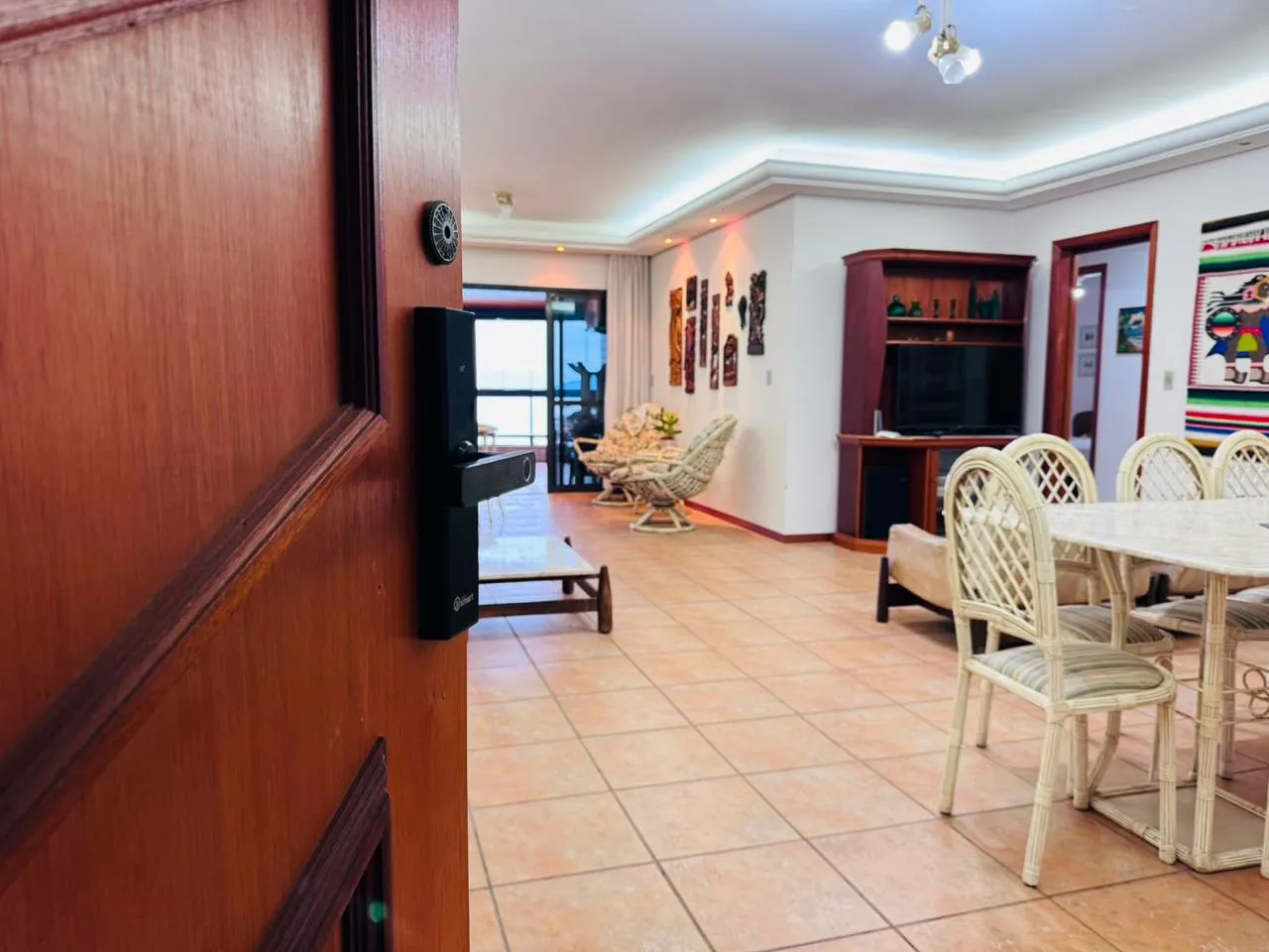 Imagem Apartamento com vista para o mar à venda com 112.49m2 por R$ 4.500.000,00