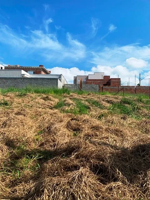 Imagem Terreno à venda 330.16M², Loteamento Residencial e Comercial Flamboyant, Pindamonhangaba - SP