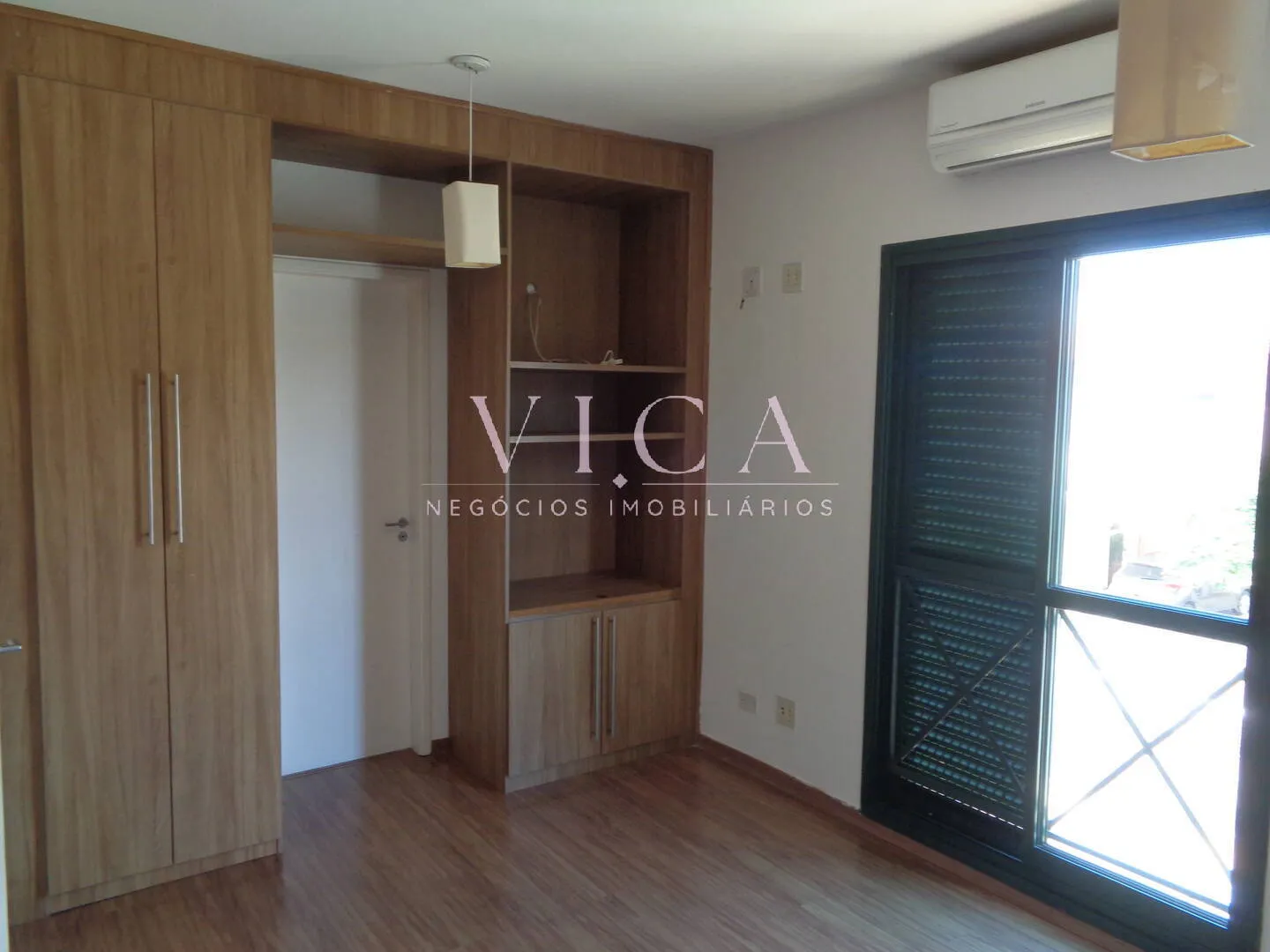 Imagem Casa com 3 dormitórios, 160m² a venda por R$ 2.100.001 - Tamboré Alphaville