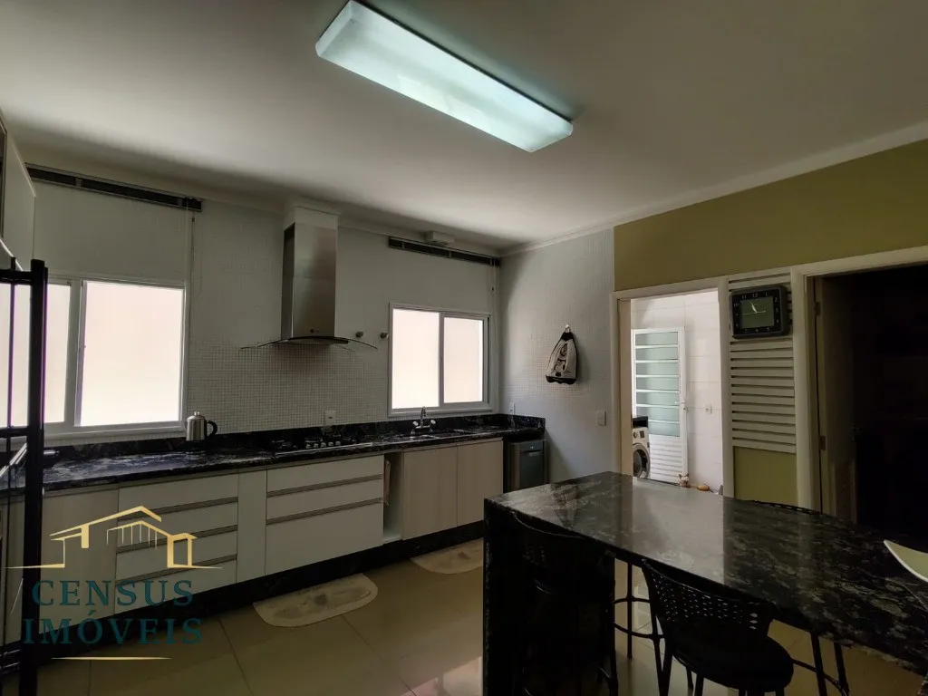 Foto do imóvel: Casa de luxo em condomínio exclusivo em Vinhedo-SP: 3 quartos, 3 suítes, 3 salas, 6 banheiros, 5 vagas, 408 m². Venha conferir! em Condomínio Alpes de Vinhedo