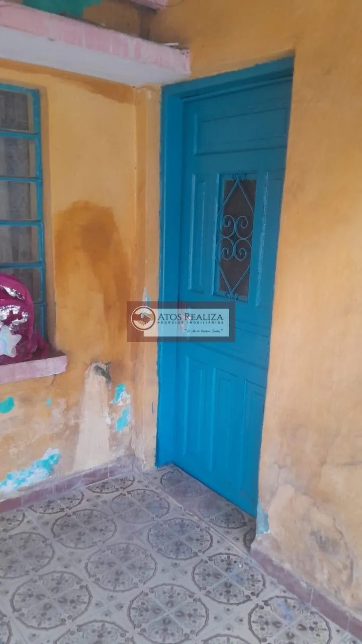 Imagem Casa à venda na Capela do Socorro, SP: 95m², 2 dormitórios, 1 banheiro, por R$320.000. Confira!