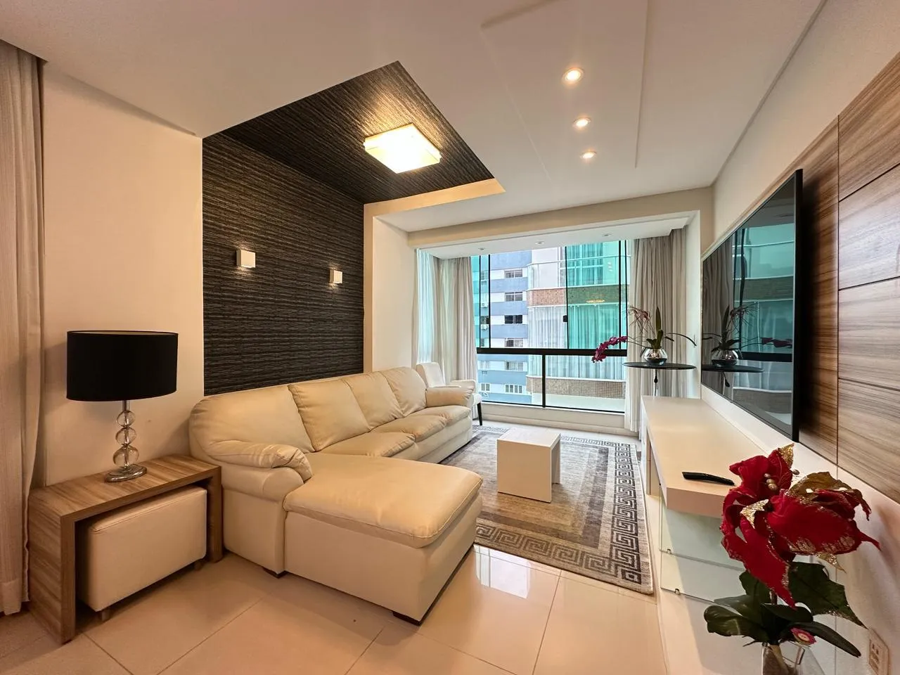 Imagem Apartamento com vista para o mar à venda com 120m2 por R$ 2.440.000,00