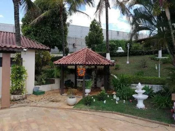 Imagem Chácara com 7 dormitórios à venda, 15000 m² por R$ 2.350.000,00 - Monterrey - Louveira/SP